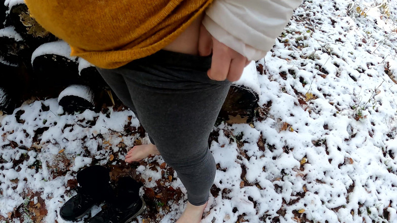 Bouncy Tits Action: Slapping and Pulling Her Labia in the Snow