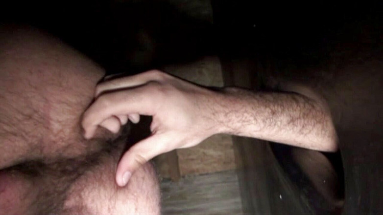 FRENCH PORNSTARS FUCKERS: Lalt viene scopata nei gloryhole da Pedro