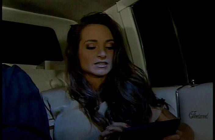 Perfect Porno: Chico rico se folla a dos damas hermosas tetonas calientes...