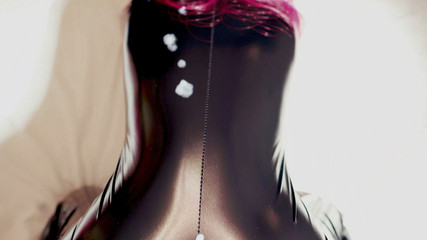 Jay_kate: Matură sexy roșcată amatoare în latex futută cu o ejaculare uriașă...