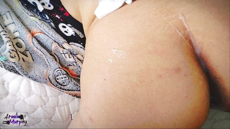 Aradia Murphy: Me corro en su culo y la masturbo y la...