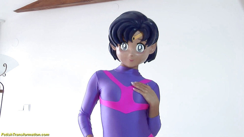 Fetish Islands: Справжня молода лялька kikurumi зі спандексу