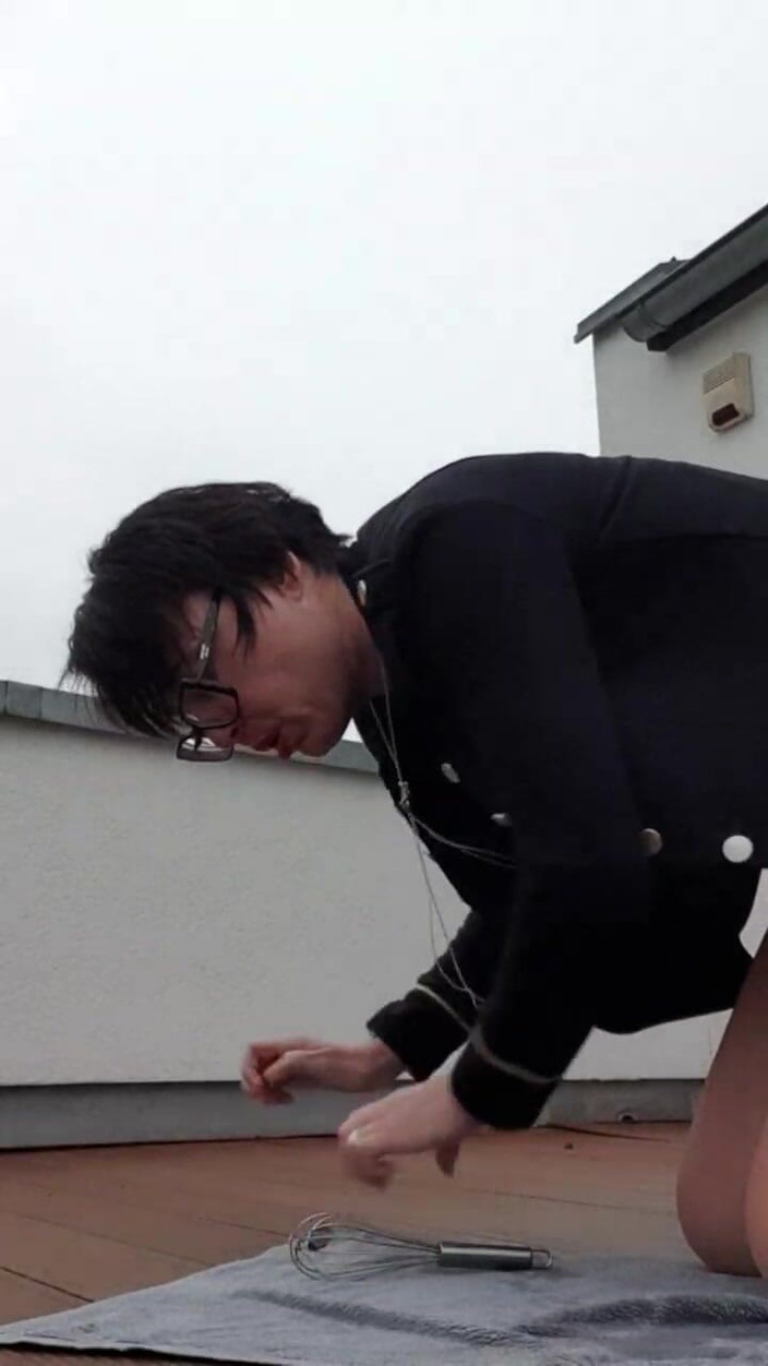 JulieEroticDress: Whisk bloccato nella vagina