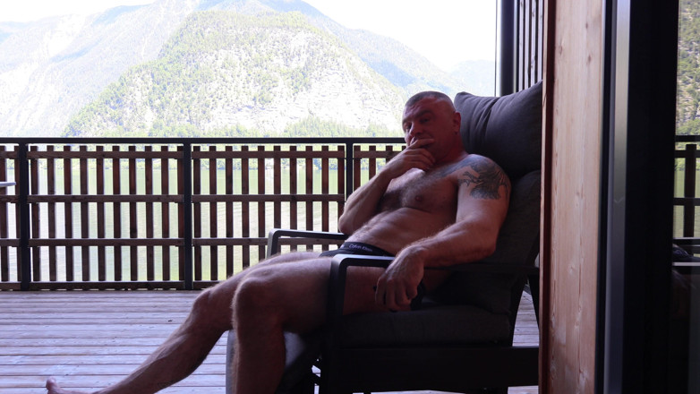 Laura Dee: Wecken sie die nachbarn nicht: Riskanter Balkon-sex im freien &amp; Raw...
