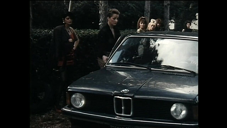 XTime Vod: 쾌락의 난교를 즐기는 Cicciolina