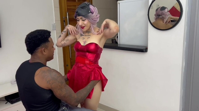 Mariamorangoh: Meu Primeiro Fisting Negao Enfiou a Mao No Meu Cu