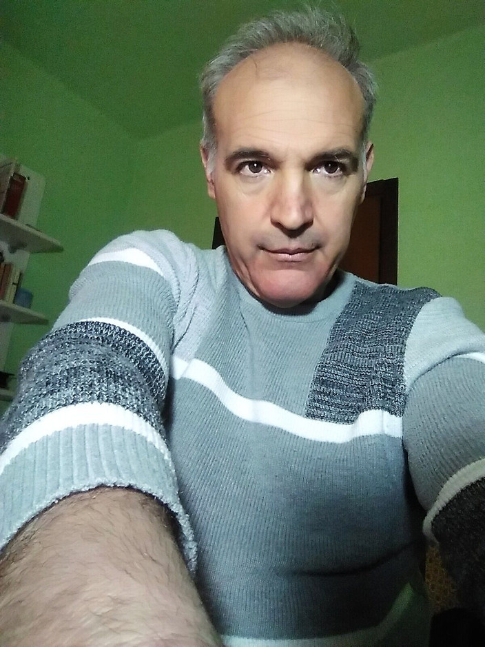 Setesesso7: 带精液的香蕉是早上的美味早餐。