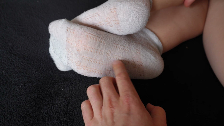 Kessieyoy: My Petite Roommate Started Showing Her Feet I Couldnt Resist