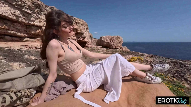 German bitch hunter: Wild German Babe Gets Naughty on the Beach in a...