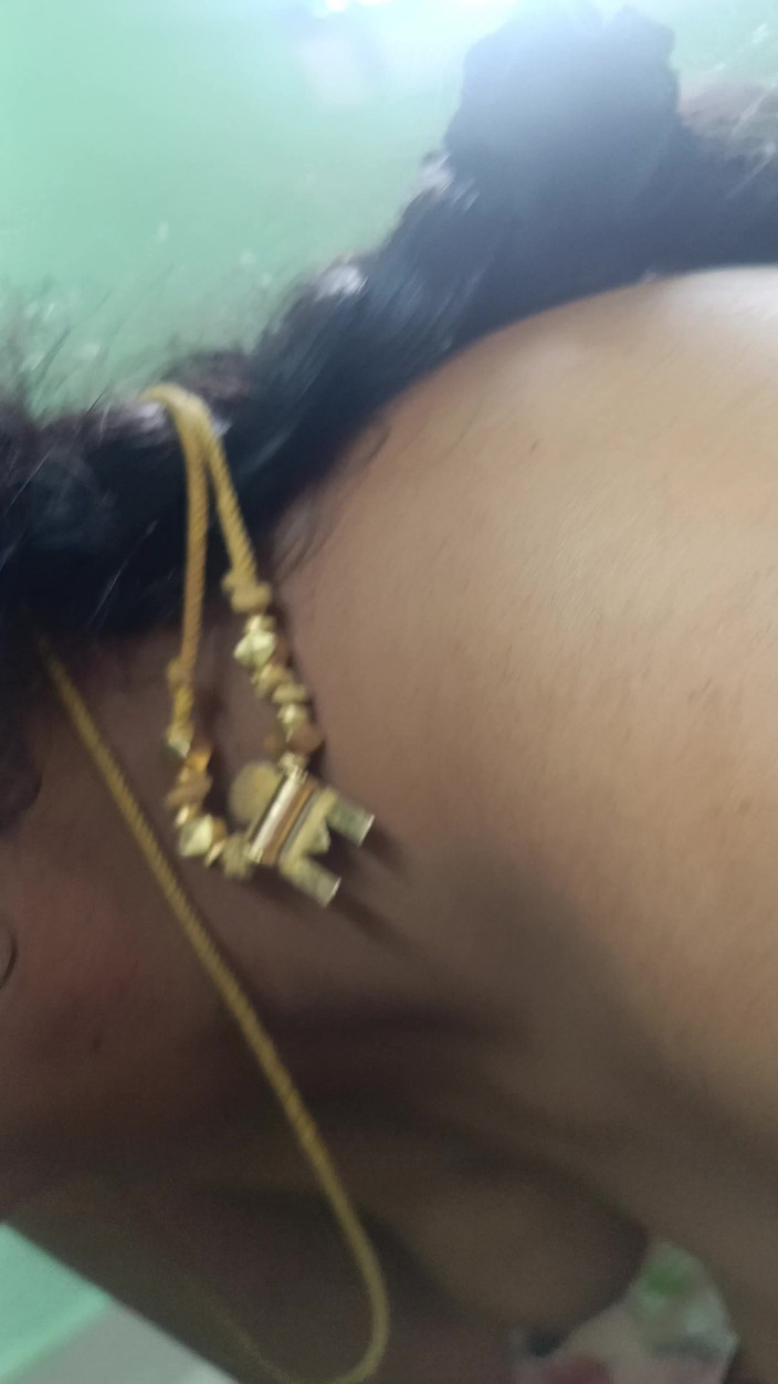 Inba: ベッドで背もたれの位置ロマンス