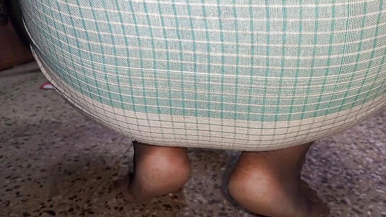 Indoor ally: Індійський хлопець мастурбує, поки вдома один 13