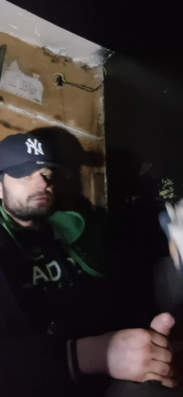 jerkofflover: 나이키 신발을 신은 내 메가 메가놀라움