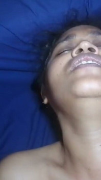 Desi Girl Found a Sugar Daddy From Street and Made Him Fuck Her Ep1