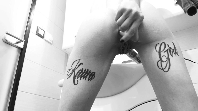 InkedKawaGirl: Vibrator in tight asshole