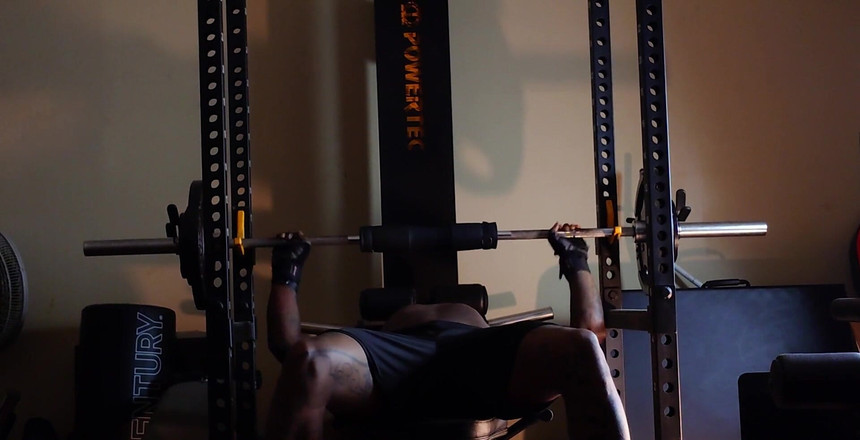 Hallelujah Johnson: Tập luyện sức đề kháng hôm nay khi ăn kiêng số tiền...