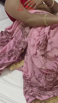 Indian Hot Desi Bhabhi Alone at Home Must Masturbate Watching Him