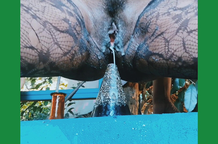 Sarah Fonteyna cumrecord.: Sarah Fonteyna bat le record de méga gode