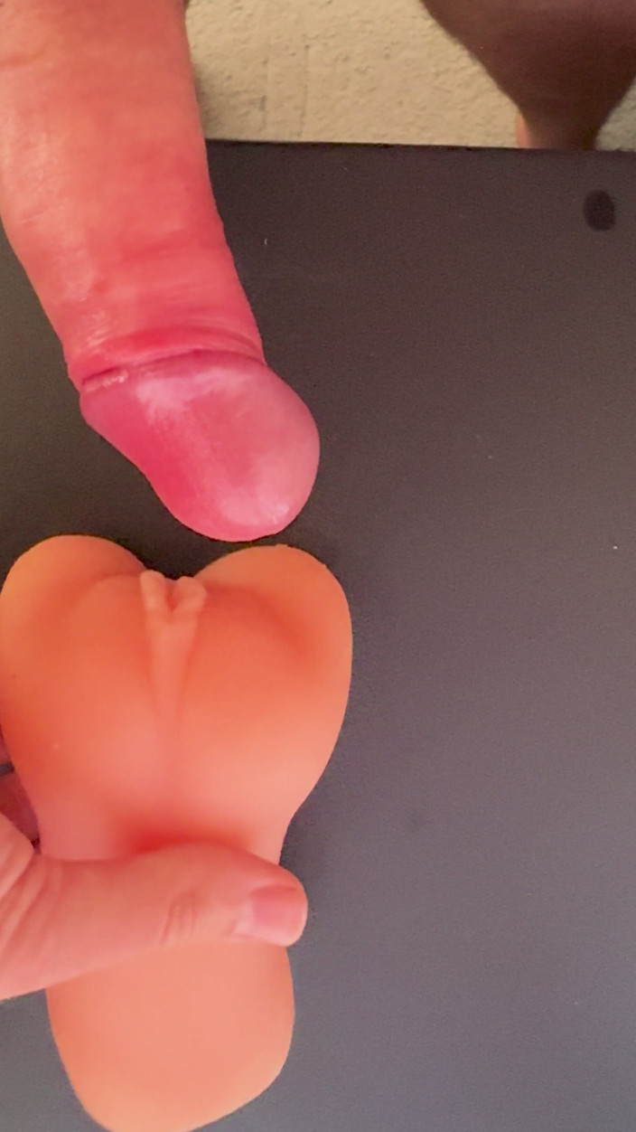 SoloEdgeMaster: Pieprzona cipka zabawka i sperma wewnątrz kremówka