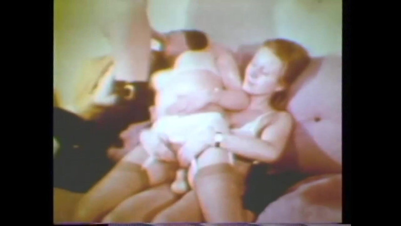 Vintage Megastore Full hd: lezbiyen zinciri