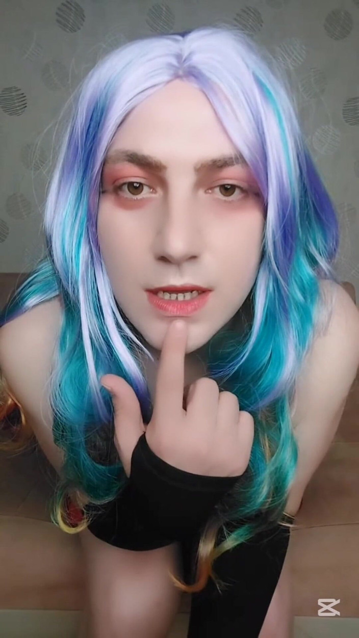 Kitty_Cross: Grandota rubia Ladyboy Femboy modelo cosplayer