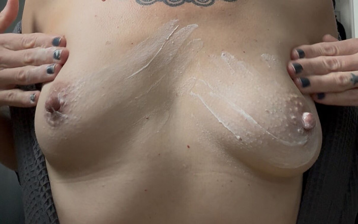 Autumn Valentine: Sunblock Application Instruction
