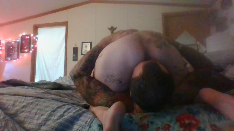 Satin Lady: Wanita satin mengisap kontol dan ngentot lebih enak dari biasanya...