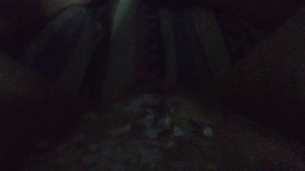 kinkylittledickie: 看看我那被粘住的小鸡巴上所有的蜡，我想抚摸我的新阴户