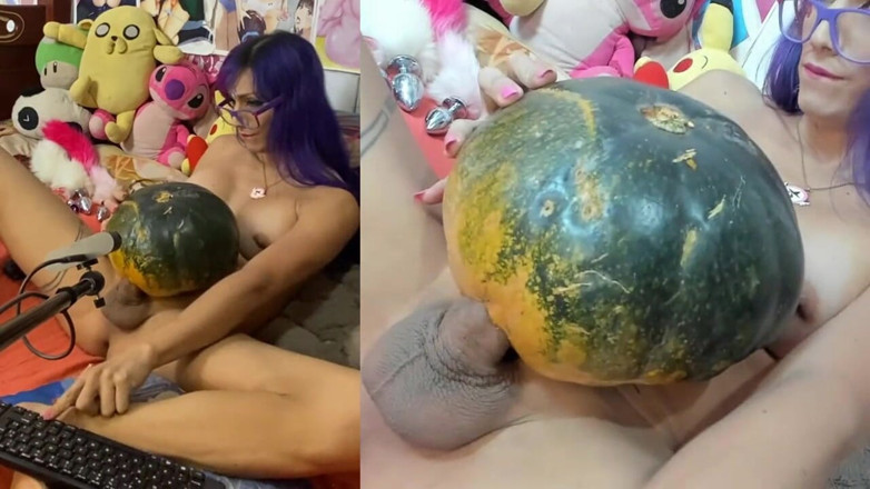 Ariana Unicorn: pumpkin fuck video