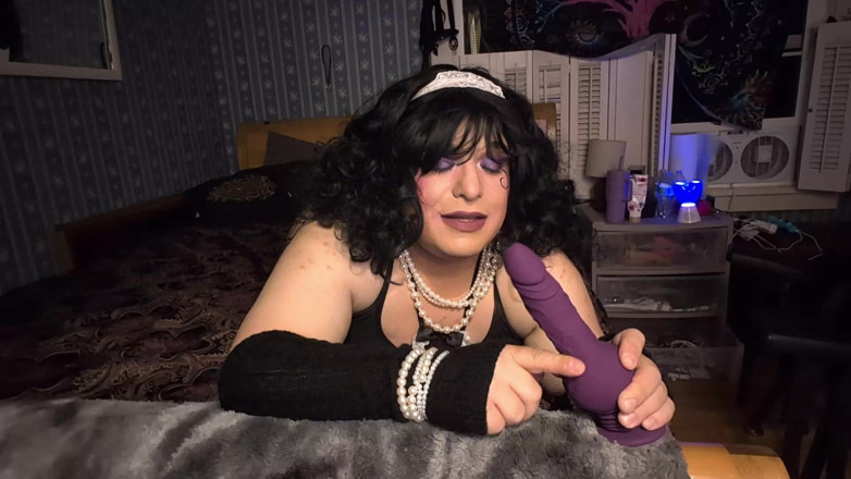 Tongue Lashor 69: I Use My Dildo