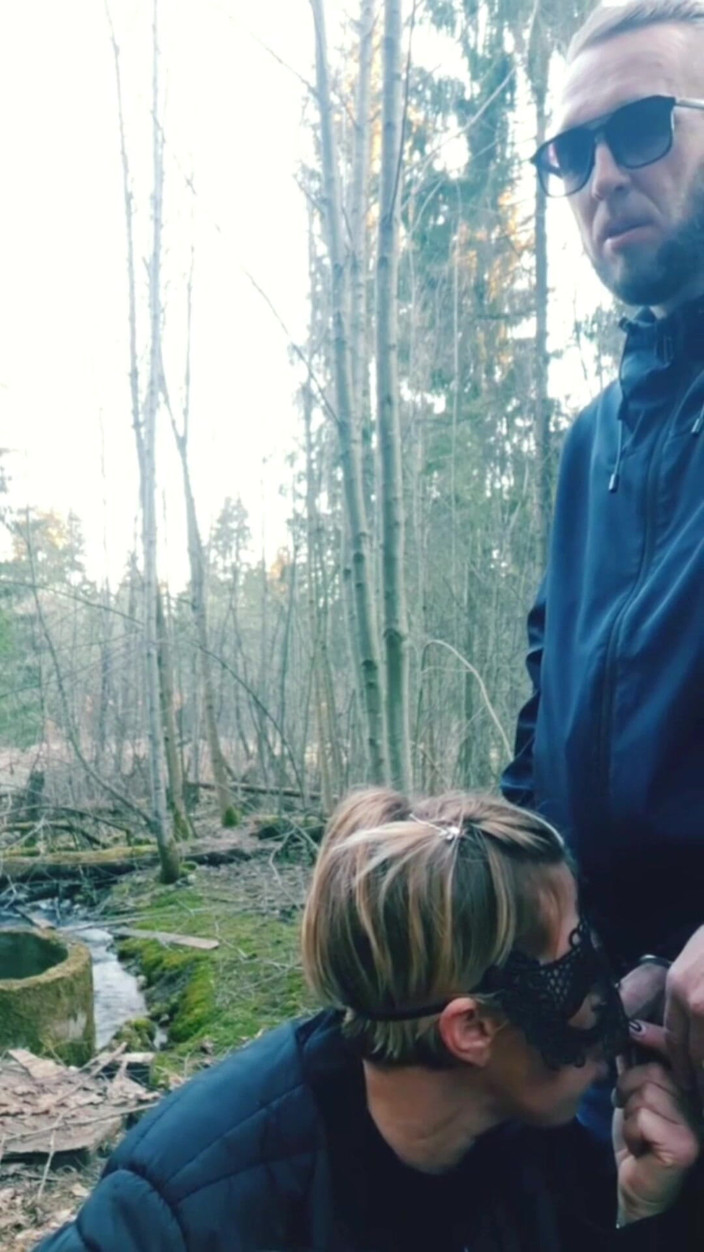 Crazyfamily 1970: सौतेली मम्मी ने जंगल में मेरा चूसा