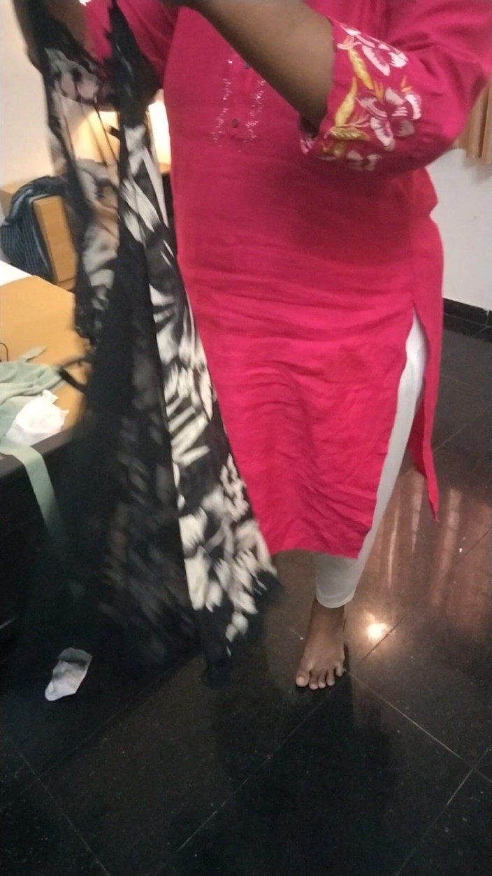Tamil lesbian: Prepare for Cuckold Shoot