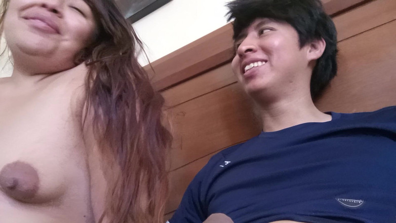 Moo DBOXXX: Мати-одиначка пристрастилася до сексу, я зустрів її у Facebook, і тепер ми не зупиняємося