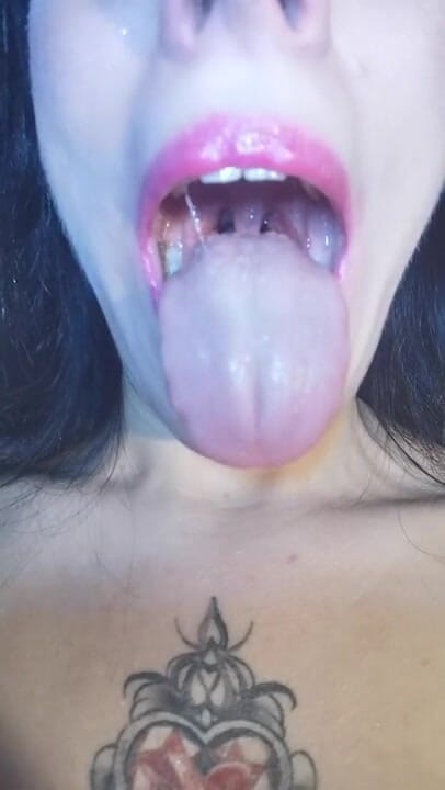 Beth Kinky: Come and fuck my throat pls