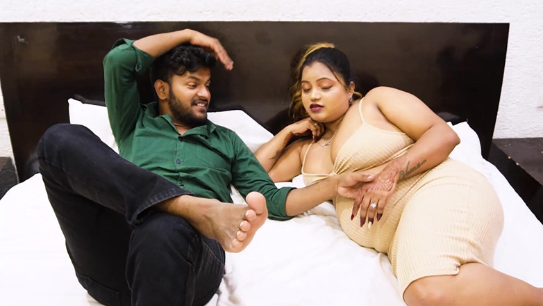 Xtramood: INDISCHE DESI SEXY FREINDINNEN GRUPPE FICKT SICH GEGENSEITIG, HARDCORE-VIERER ETWAS...
