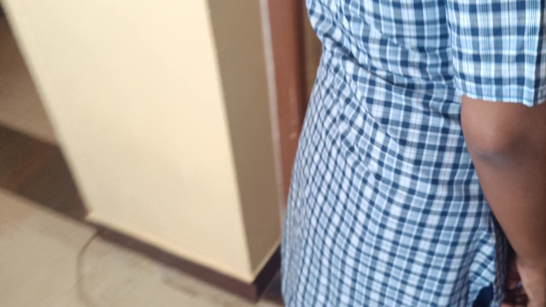 Magilmathi: Bella ragazza indiana