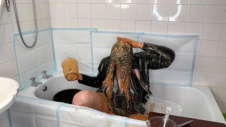 MissFFW: 黒いPVCを着てボロボロになるBBWが不戦勝で、それが台無しになってしまいます