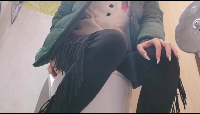 Erotic Tanya: Public toilet farts caught on cam