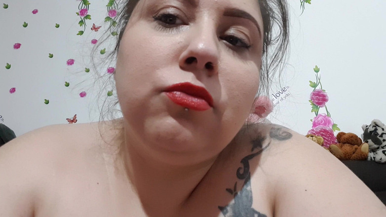 LoraBbw: Červená rtěnka