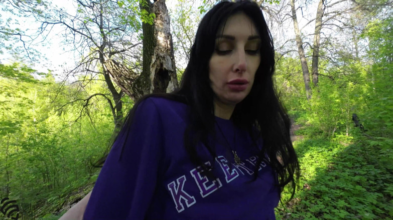 SaintVirginPro: Sucked a stranger in the park cum in mouth. Deep...