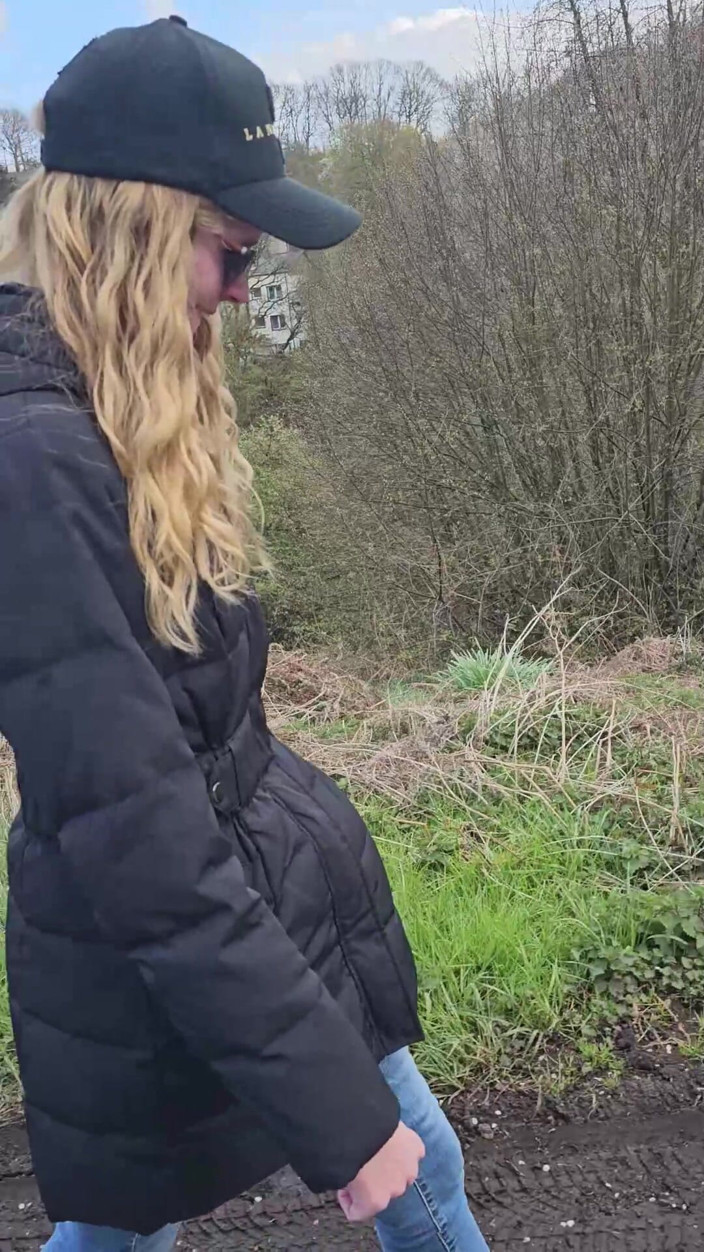 Bikergirl_97: Hot Walk with Love Balls in Pussy!