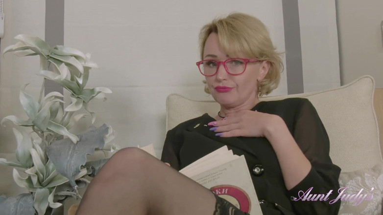 Aunt Judy's: AuntJudys - Reading time with sexy 42yo MILF librarian Ms. Cherry