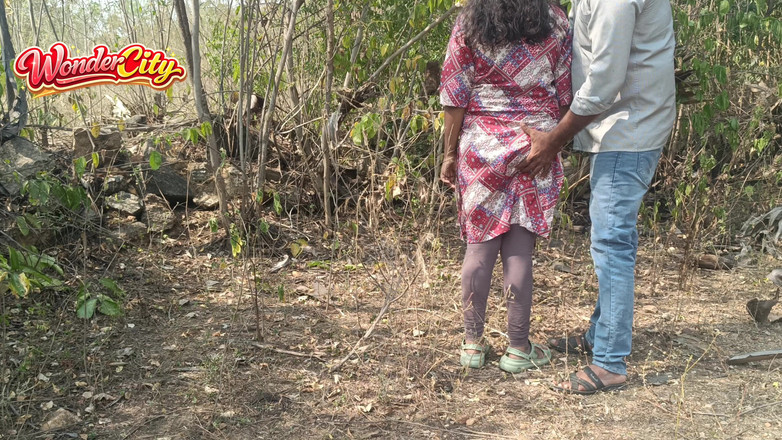 Magilmathi: Rừng với bà dì nóng bỏng