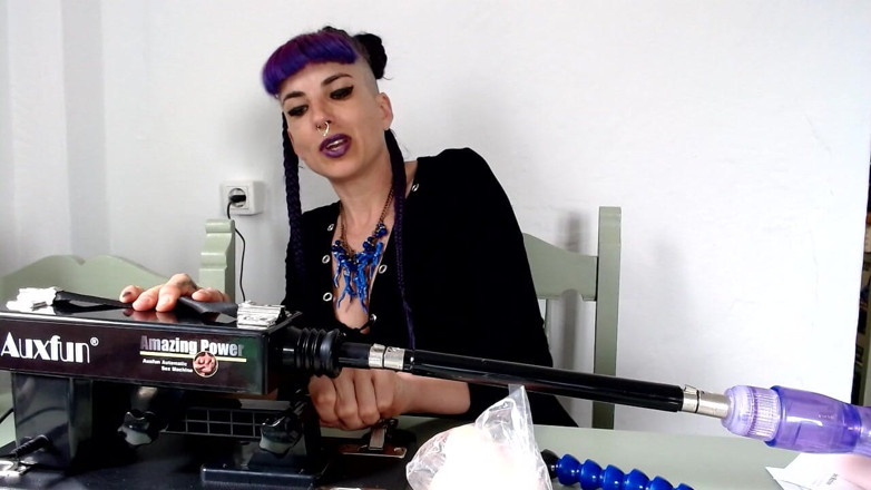 Goddess Maya: Tester New Fuck Machine