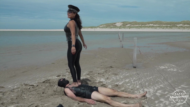 Kinky Mistresses: Sandy Feet and Trampling