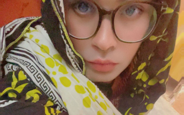 Apple00001: Nový nožní fetiš - pouze pro poptávku diváka