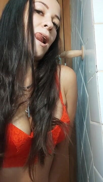 SexyAlbinaKiss: Thổi kèn xinh đẹp trong bộ đồ lót màu đỏ