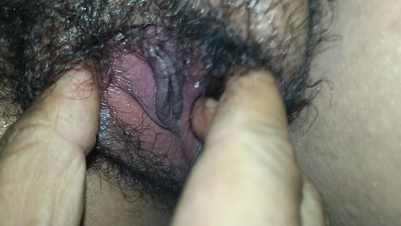 Your Ruchi: मेरी बहन ने कहा, मेरी चूत में जोर से उंगली करो और मेरी चूत का रस निकालो।