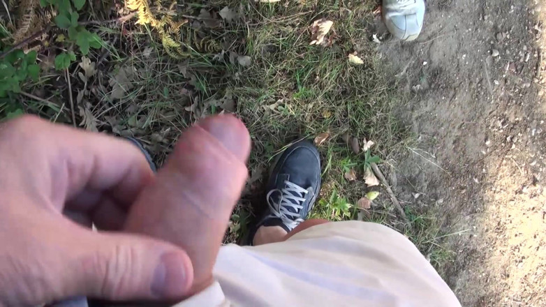 Dirty Doctors Clips: A walk in the forest