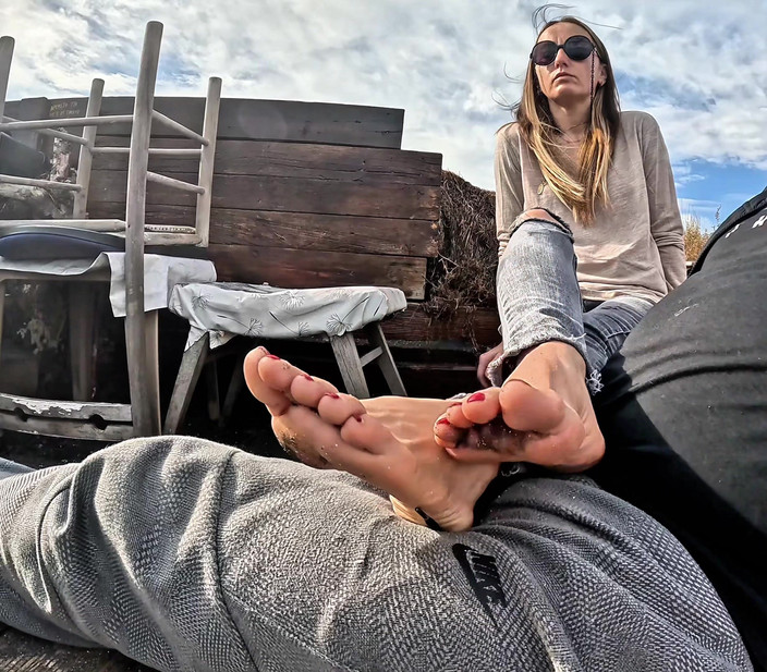 Mistressyammyboots: Síla pod mými chodidly