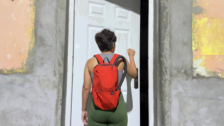 SugarPose: Jasmine'in hayalet avcısı olarak ilk günü